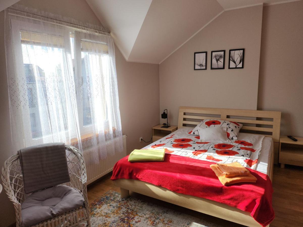 Apartment Wega *