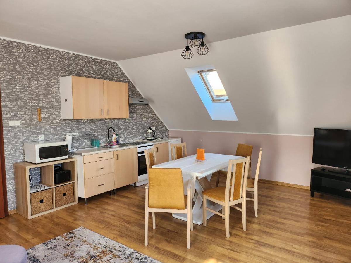 Apartment Wega *
